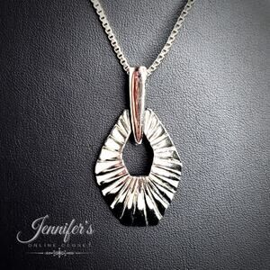 3/$25 Silver Tone Box Chain Pendant Necklace